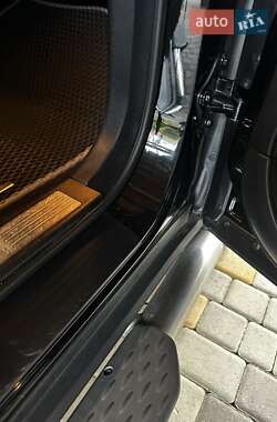 Внедорожник / Кроссовер Mercedes-Benz M-Class 2006 в 
