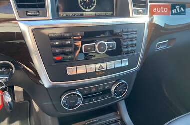 Внедорожник / Кроссовер Mercedes-Benz M-Class 2013 в 