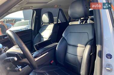 Внедорожник / Кроссовер Mercedes-Benz M-Class 2013 в 