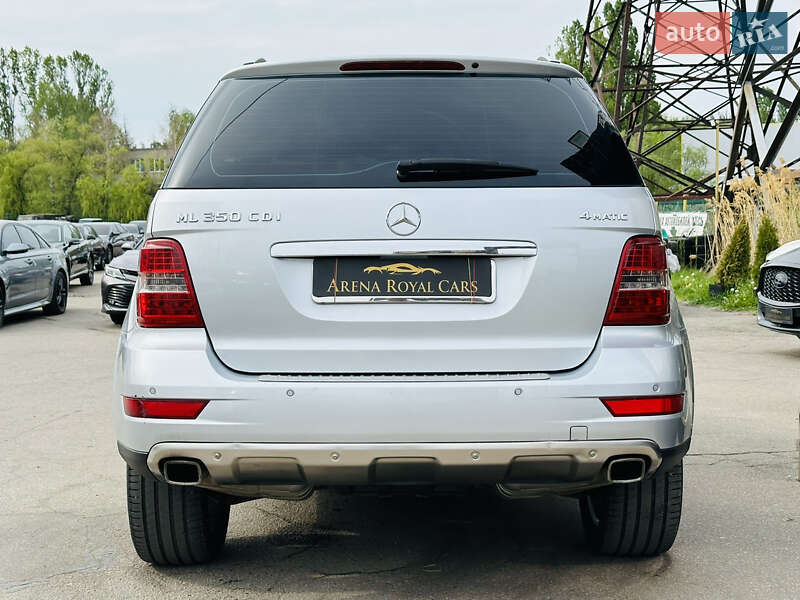 Внедорожник / Кроссовер Mercedes-Benz M-Class 2011 в Харькове