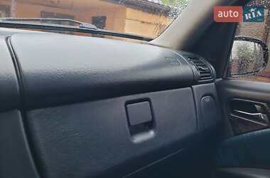 Внедорожник / Кроссовер Mercedes-Benz M-Class 2003 в 