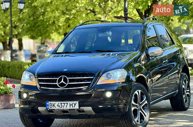 Позашляховик / Кросовер Mercedes-Benz M-Class 2007 в 