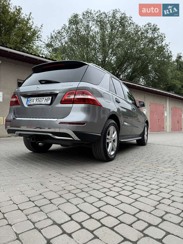 Внедорожник / Кроссовер Mercedes-Benz M-Class 2013 в Каменец-Подольском