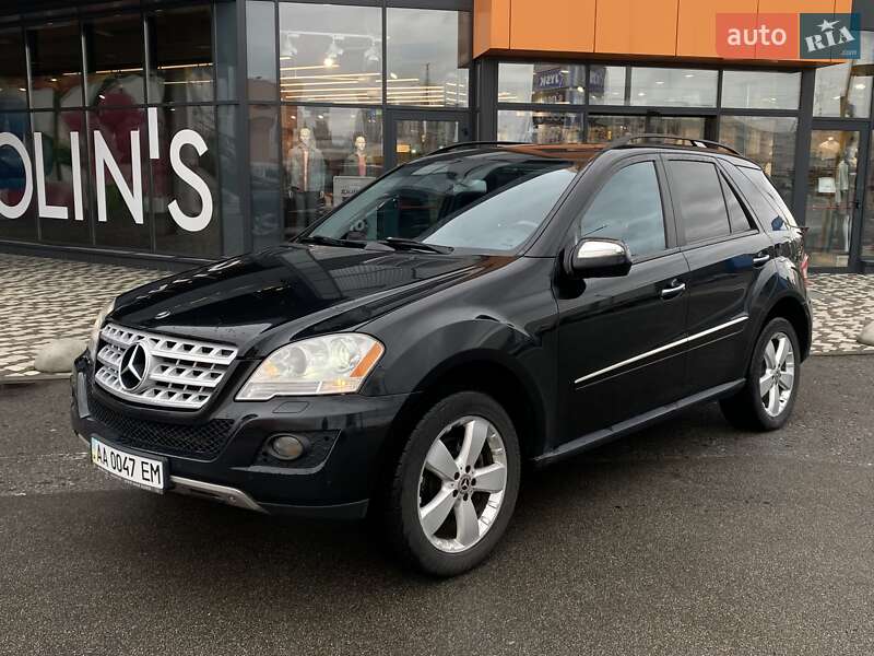Позашляховик / Кросовер Mercedes-Benz M-Class 2009 в Києві
