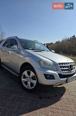 Позашляховик / Кросовер Mercedes-Benz M-Class 2010 в 