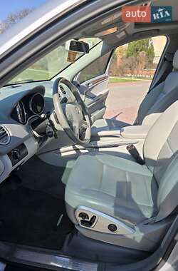 Позашляховик / Кросовер Mercedes-Benz M-Class 2010 в 