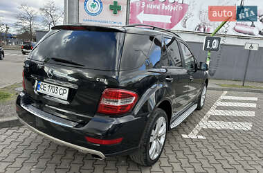 Внедорожник / Кроссовер Mercedes-Benz M-Class 2006 в 