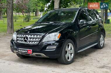 Внедорожник / Кроссовер Mercedes-Benz M-Class 2011 в Киеве