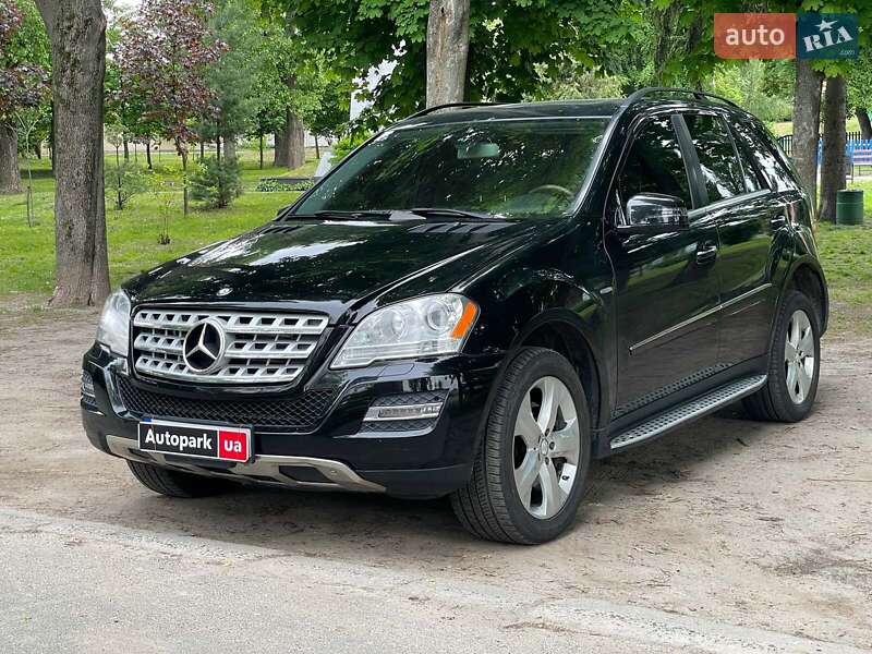 Mercedes-Benz M-Class 2011