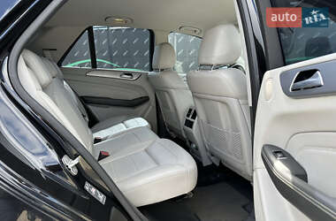 Позашляховик / Кросовер Mercedes-Benz M-Class 2012 в 