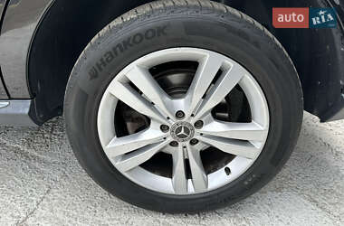 Позашляховик / Кросовер Mercedes-Benz M-Class 2012 в 
