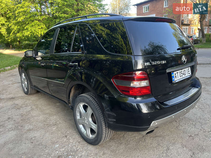 Позашляховик / Кросовер Mercedes-Benz M-Class 2006 в Надвірній