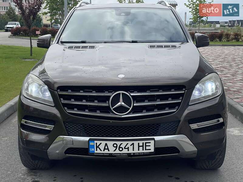 Внедорожник / Кроссовер Mercedes-Benz M-Class 2012 в Днепре