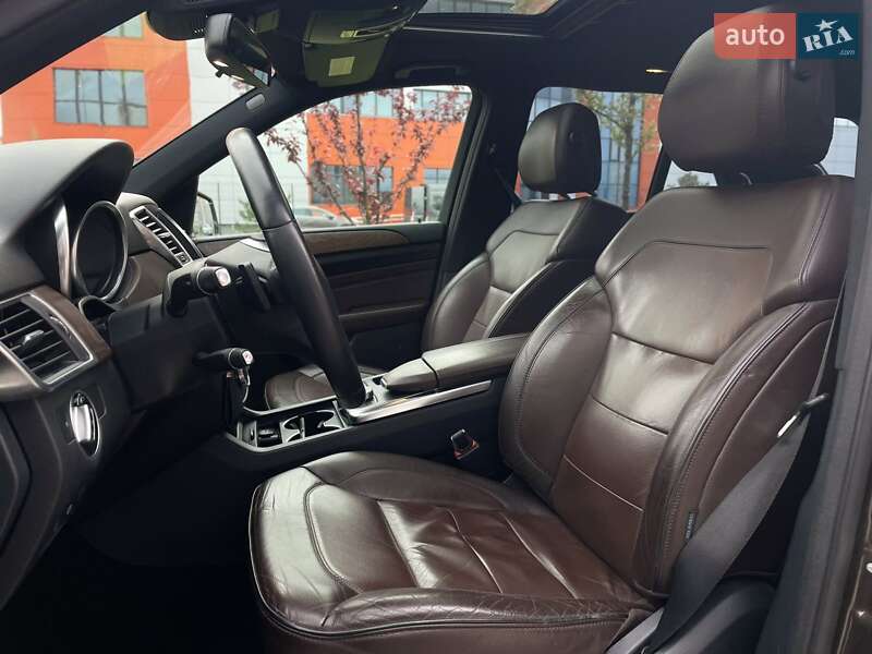 Внедорожник / Кроссовер Mercedes-Benz M-Class 2012 в Днепре