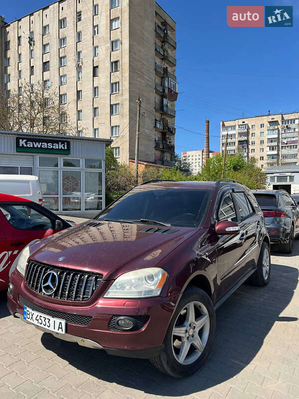 Внедорожник / Кроссовер Mercedes-Benz M-Class 2007 в 