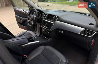 Внедорожник / Кроссовер Mercedes-Benz M-Class 2014 в 