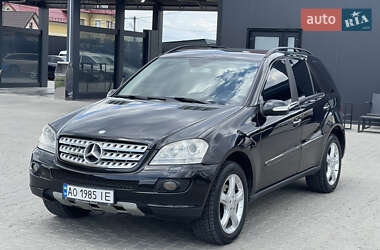 Внедорожник / Кроссовер Mercedes-Benz M-Class 2006 в 