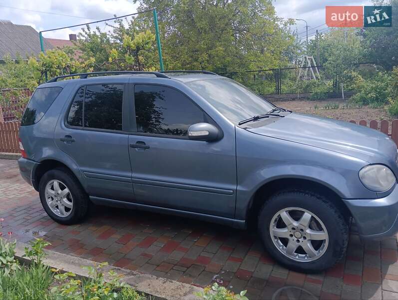 Позашляховик / Кросовер Mercedes-Benz M-Class 2004 в Луцьку