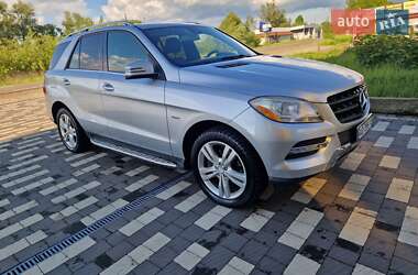 Позашляховик / Кросовер Mercedes-Benz M-Class 2011 в 
