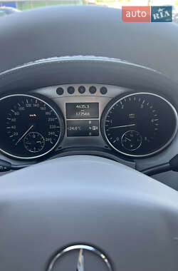 Внедорожник / Кроссовер Mercedes-Benz M-Class 2010 в 