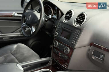 Внедорожник / Кроссовер Mercedes-Benz M-Class 2010 в 