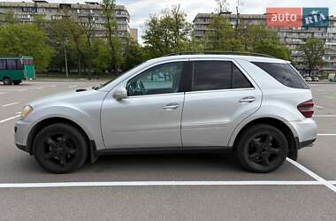 Внедорожник / Кроссовер Mercedes-Benz M-Class 2007 в 