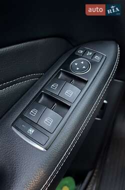 Позашляховик / Кросовер Mercedes-Benz M-Class 2011 в 