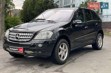 Внедорожник / Кроссовер Mercedes-Benz M-Class 2005 в Киеве