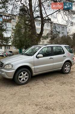 Позашляховик / Кросовер Mercedes-Benz M-Class 2002 в Львові