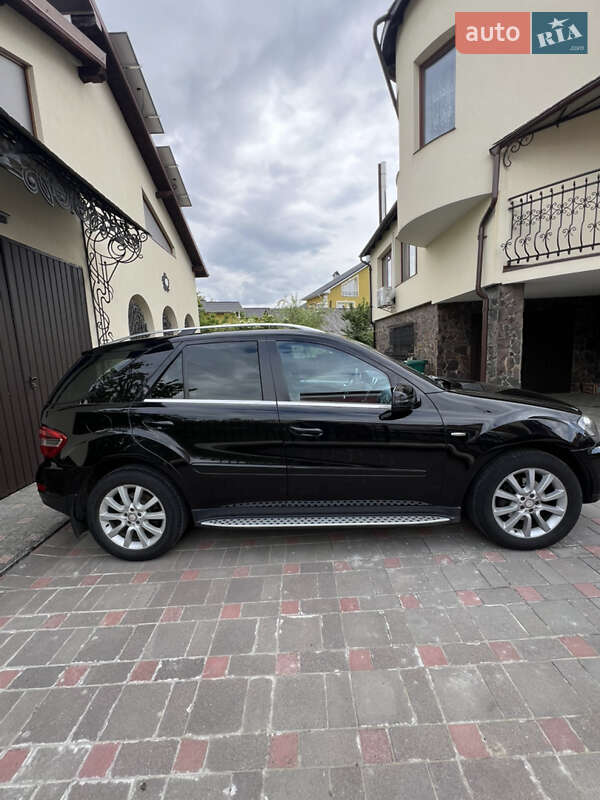 Позашляховик / Кросовер Mercedes-Benz M-Class 2011 в Івано-Франківську фото 4 Позашляховик / Кросовер Mercedes-Benz M-Class 2011 в Івано-Франківську