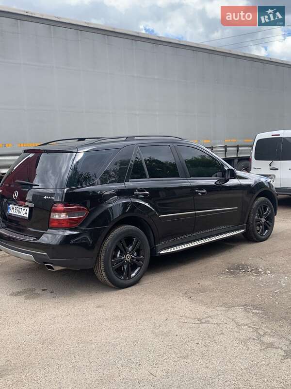 Внедорожник / Кроссовер Mercedes-Benz M-Class 2005 в Житомире фото 9 Внедорожник / Кроссовер Mercedes-Benz M-Class 2005 в Житомире
