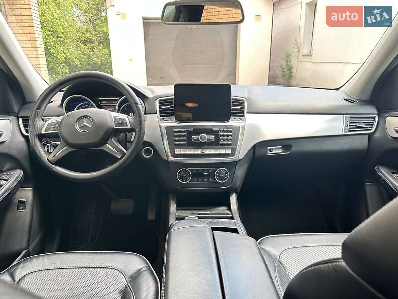Внедорожник / Кроссовер Mercedes-Benz M-Class 2012 в Белой Церкви