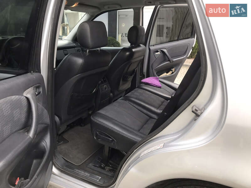 Внедорожник / Кроссовер Mercedes-Benz M-Class 2003 в Бурштыне