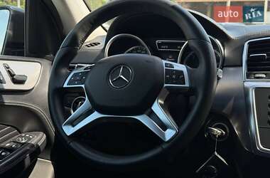 Внедорожник / Кроссовер Mercedes-Benz M-Class 2014 в 