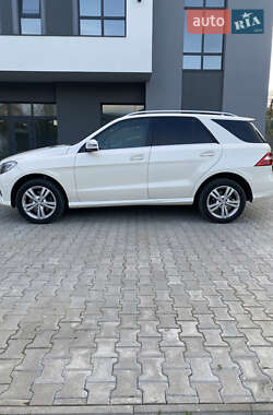 Внедорожник / Кроссовер Mercedes-Benz M-Class 2014 в 