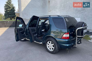 Позашляховик / Кросовер Mercedes-Benz M-Class 1997 в 