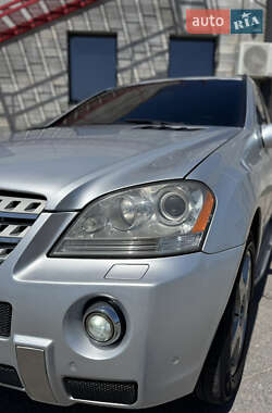 Внедорожник / Кроссовер Mercedes-Benz M-Class 2008 в 