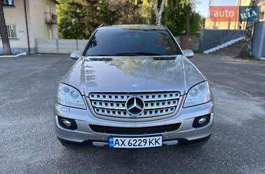 Позашляховик / Кросовер Mercedes-Benz M-Class 2008 в 