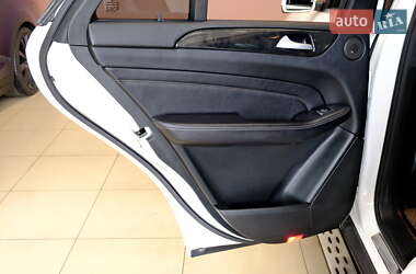 Внедорожник / Кроссовер Mercedes-Benz M-Class 2014 в 