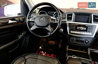 Внедорожник / Кроссовер Mercedes-Benz M-Class 2014 в 