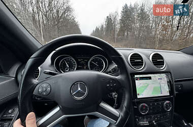 Внедорожник / Кроссовер Mercedes-Benz M-Class 2011 в 