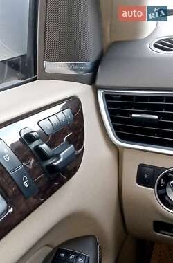 Внедорожник / Кроссовер Mercedes-Benz M-Class 2013 в 