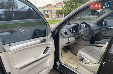 Внедорожник / Кроссовер Mercedes-Benz M-Class 2006 в 