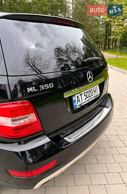 Внедорожник / Кроссовер Mercedes-Benz M-Class 2009 в 
