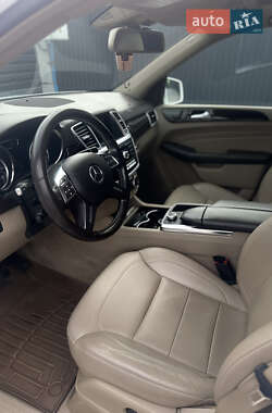 Внедорожник / Кроссовер Mercedes-Benz M-Class 2015 в 