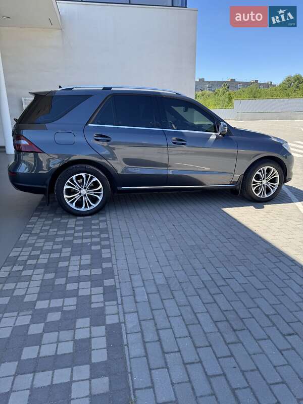 Внедорожник / Кроссовер Mercedes-Benz M-Class 2012 в Запорожье