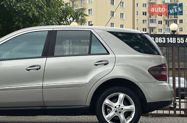 Внедорожник / Кроссовер Mercedes-Benz M-Class 2006 в 