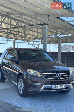 Внедорожник / Кроссовер Mercedes-Benz M-Class 2014 в 