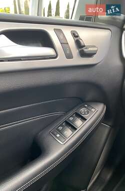 Внедорожник / Кроссовер Mercedes-Benz M-Class 2013 в 