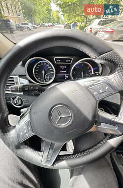 Позашляховик / Кросовер Mercedes-Benz M-Class 2012 в 